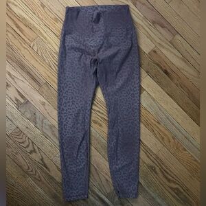 Zyia Active High Rise Crop Leggings Animal Print Size 6/8